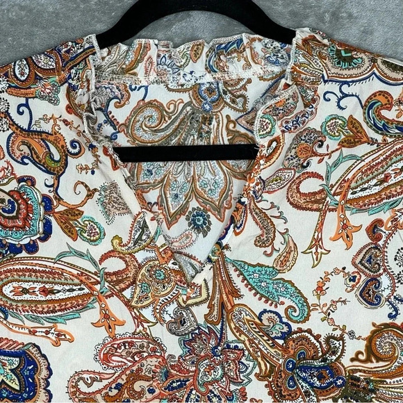 Amazon XXL 2X Shirt Top Ivory Orange Paisley‎ Short Sleeve V Neck Womens - Picture 3 of 6